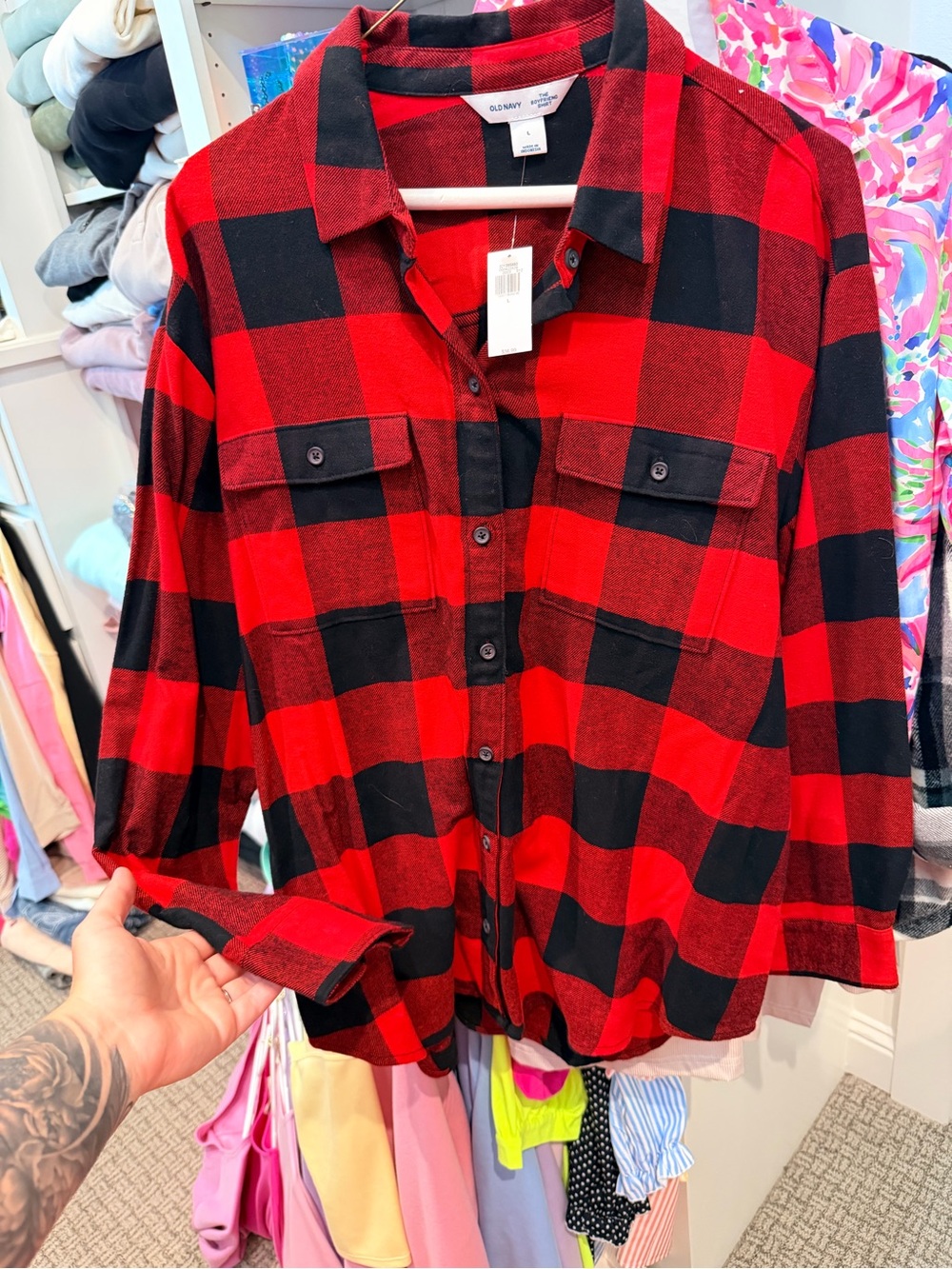 Old Navy Red & Black Buffalo Plaid Button-Down Shirt